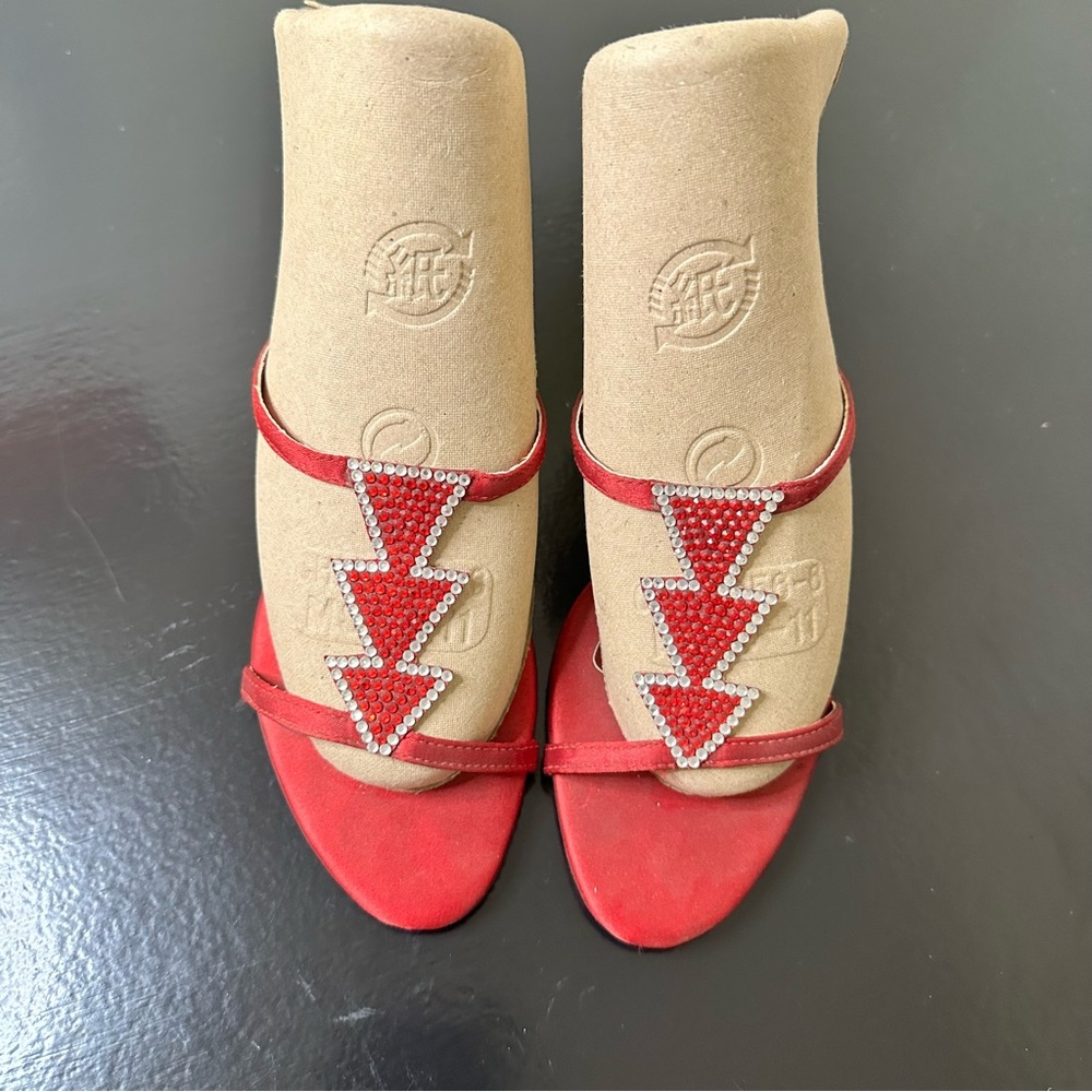Vintage Bentley Chic Red Embellished Heels - Picture 3 of 16